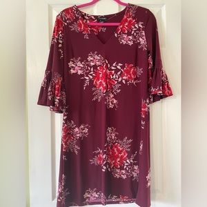 EUC ROZ & ALI Burgundy Floral Bell Sleeve Dress, Size Small